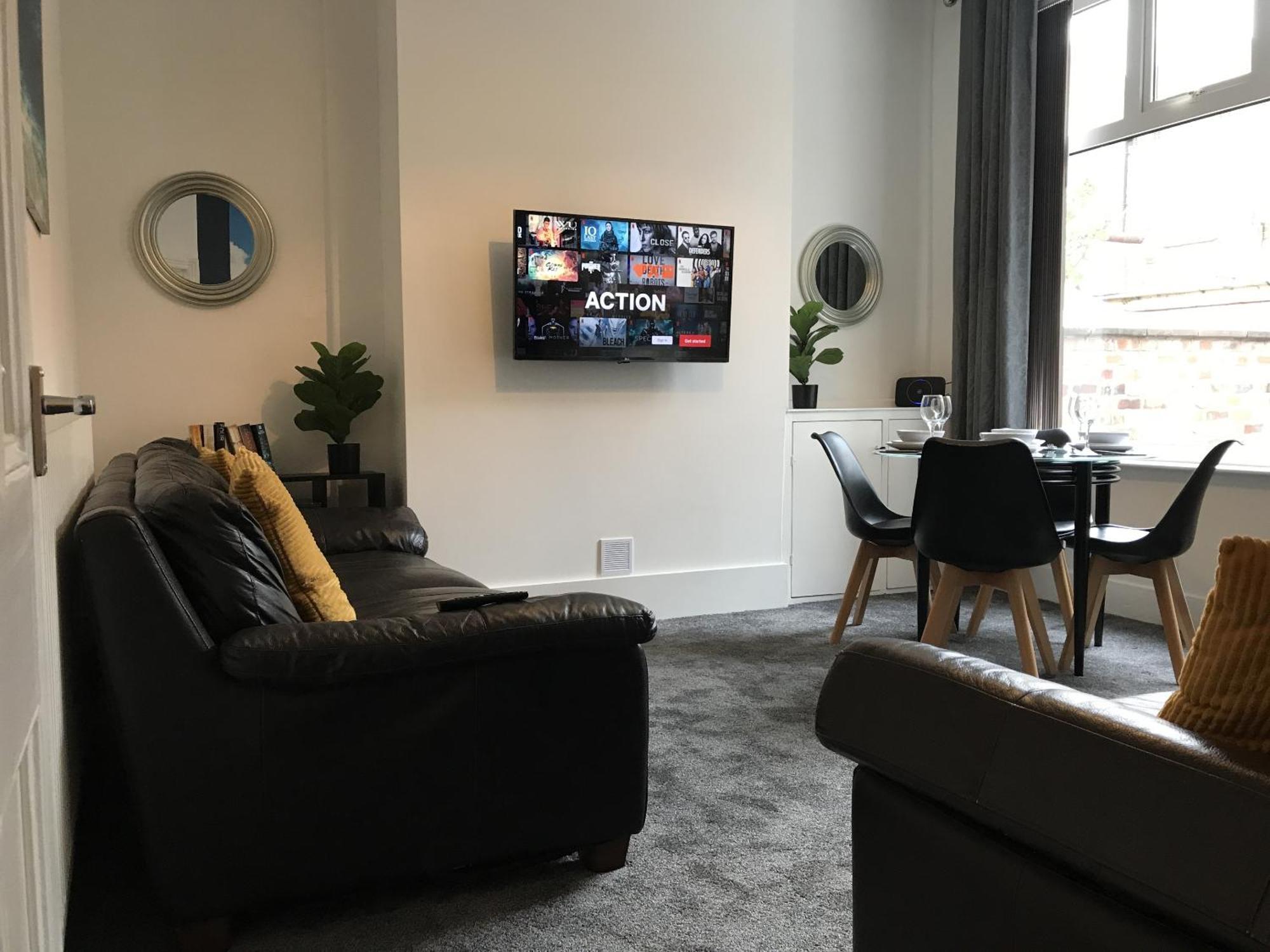 Bright Spacious 3-Bed With Office & Patio, Preston Preston  Zewnętrze zdjęcie