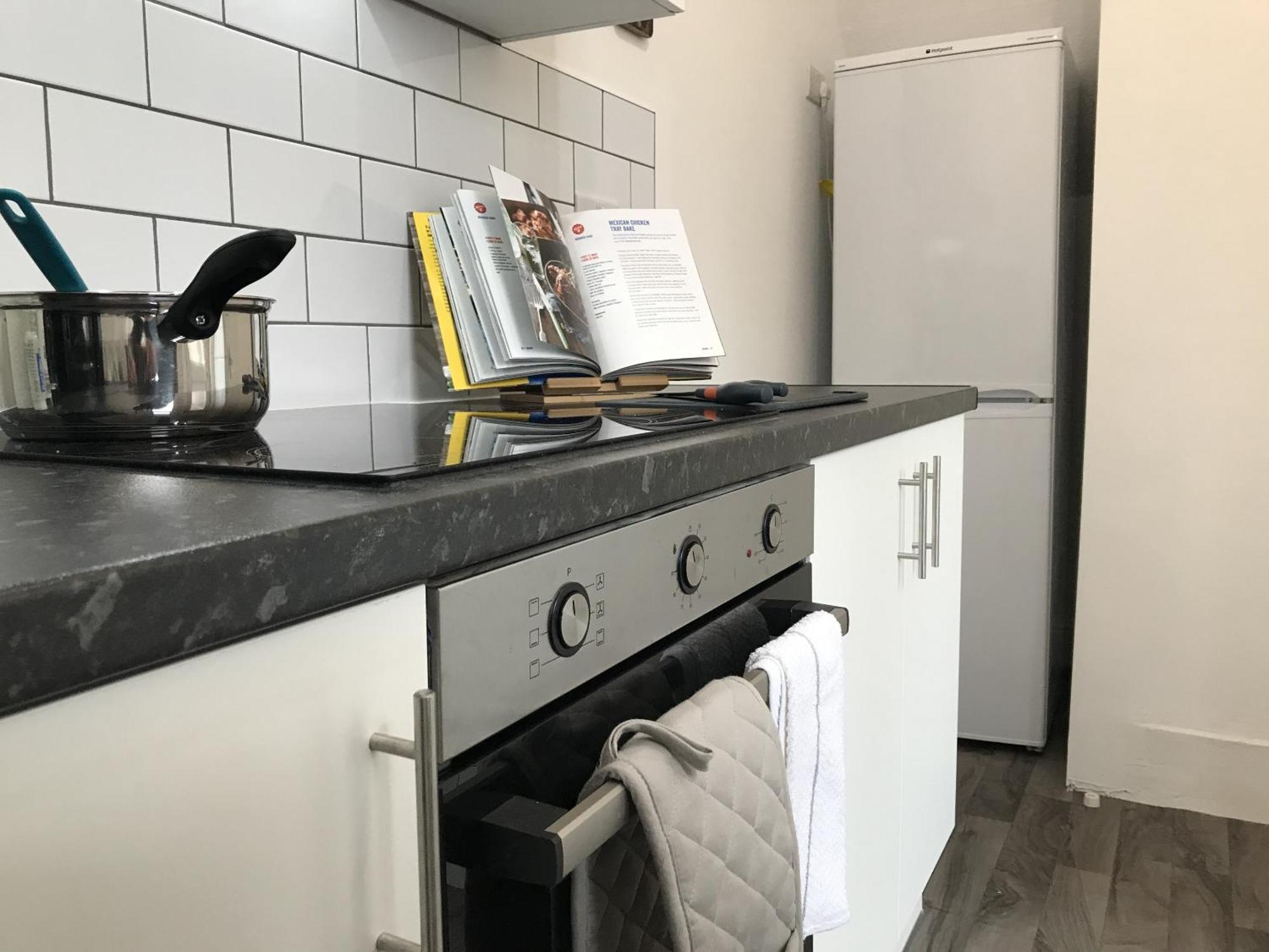 Bright Spacious 3-Bed With Office & Patio, Preston Preston  Zewnętrze zdjęcie
