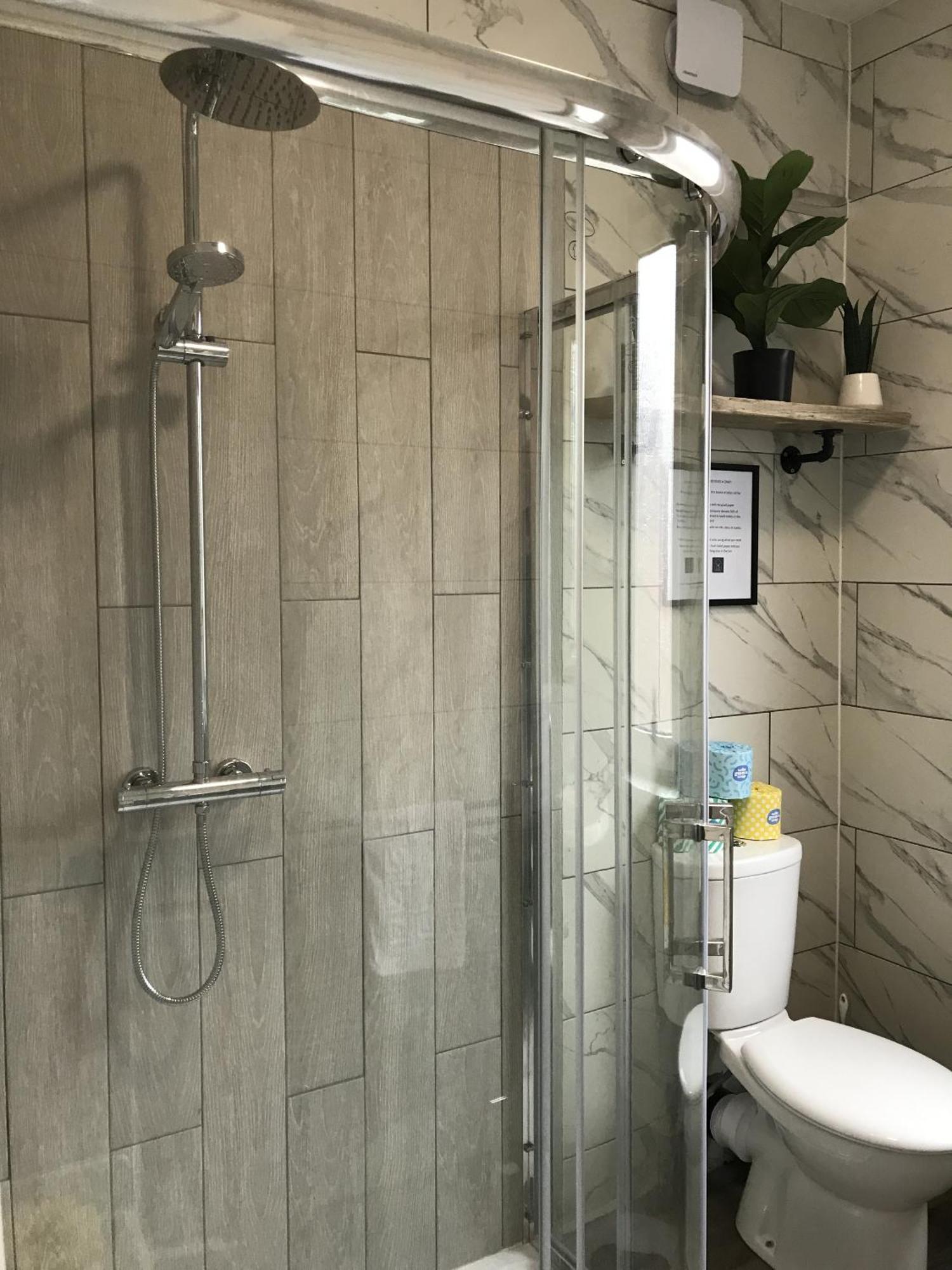 Bright Spacious 3-Bed With Office & Patio, Preston Preston  Zewnętrze zdjęcie