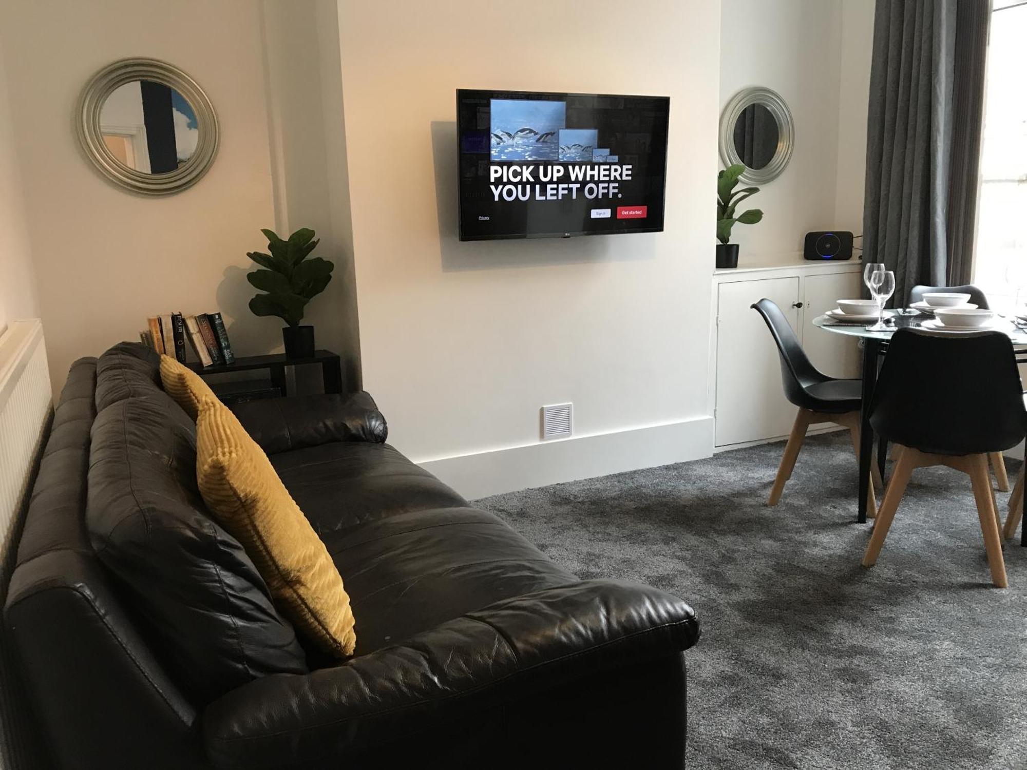 Bright Spacious 3-Bed With Office & Patio, Preston Preston  Zewnętrze zdjęcie